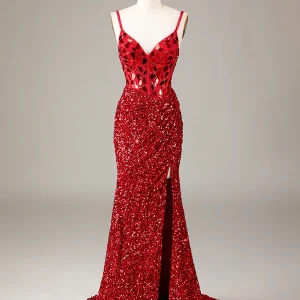 Robe de cérémonie avec fente, corset rouge à paillettes et longs miroirs