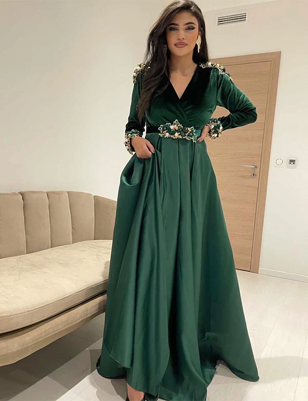 Caftan Marocain en Velours et Satin Vert – Image 2