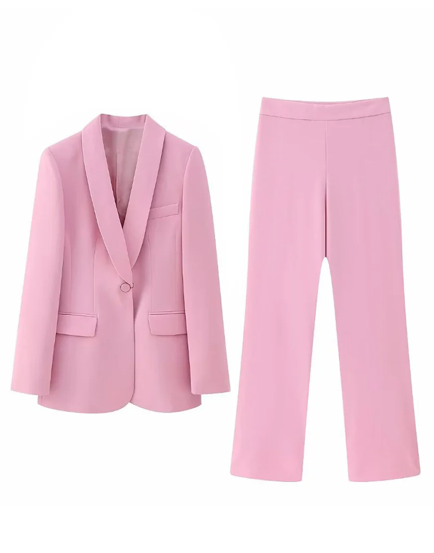Veste de femme en deux pièces avec revers en écharpe rose et une boucle unique