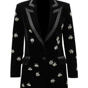 Veste femme slim fit avec revers pointus noir, décorée de cristaux et à une seule boucle de fermeture