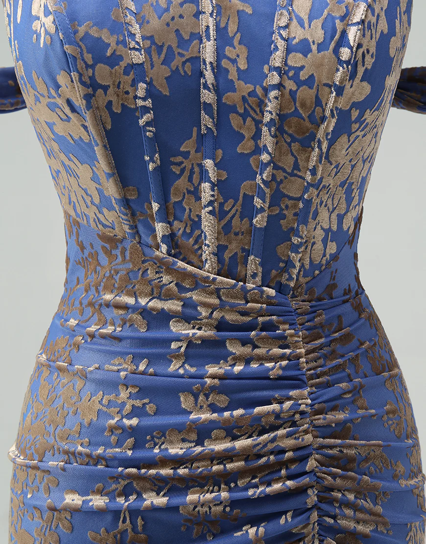 Robe de bal avec application en col bateau mermaid gris-bleu – Image 8