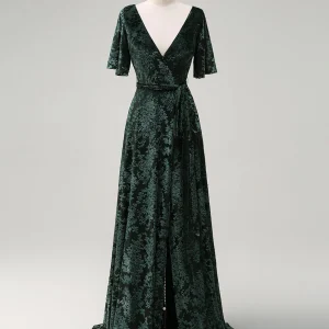 Robe de bal trapèze vert foncé avec appliques et manches mi-longues à col en V