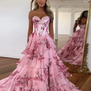 Robe de bal en tulle A-ligne, avec col en cœur, dégradé de volants et fente, couleur de pudeur