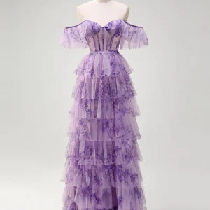 Robe de bal longue en tulle imprimé lilas à épaules dénudées et à volants de princesse