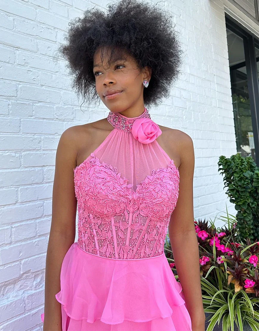 Robe de bal trapèze fendue avec appliques et volants en cascade – Image 5