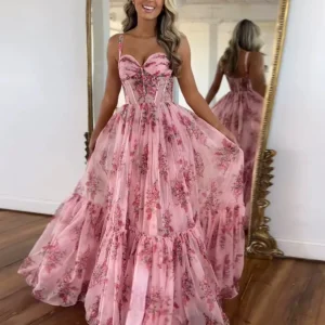 Robe de bal trapèze en tulle à imprimé spaghetti et longueur au sol