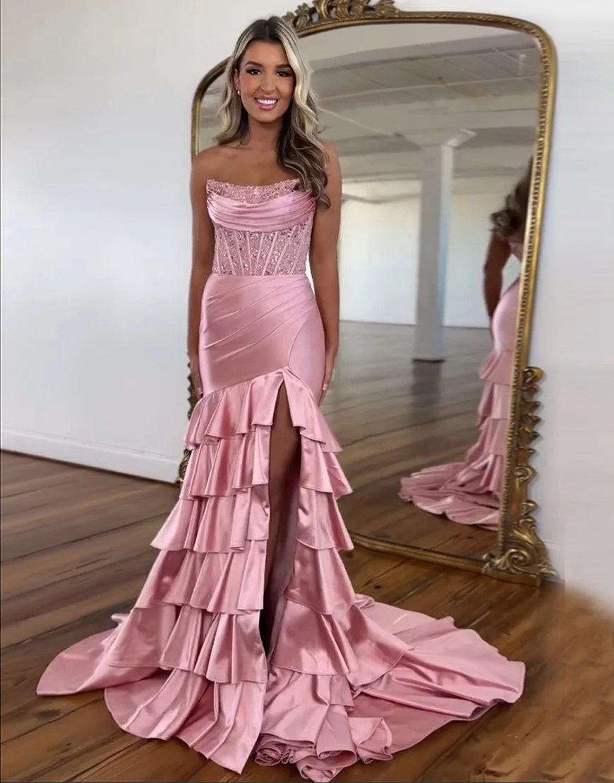 Robe de bal longue en satin sans bretelles à volants et à paillettes – Image 4