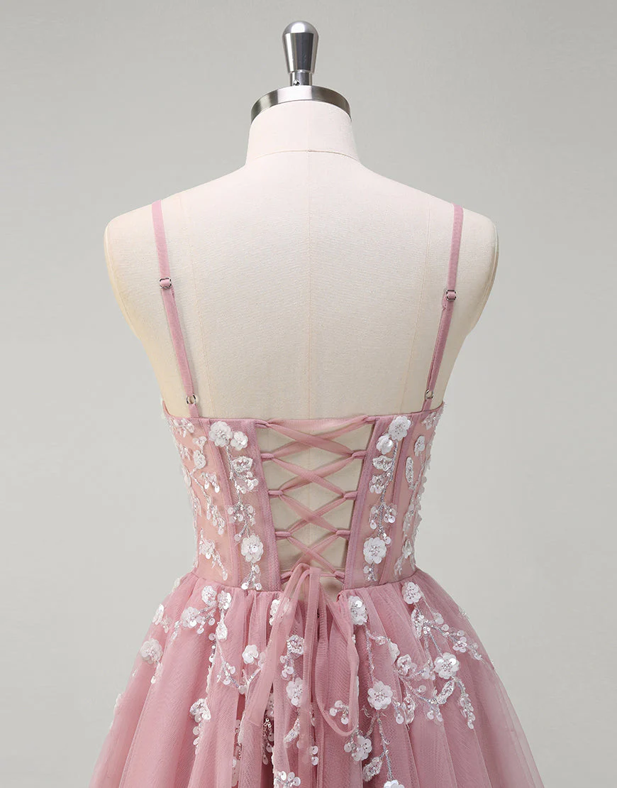 Robe de bal trapèze en tulle avec appliques spaghetti et fente – Image 6