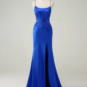 Robe de bal sirène bleu royal à col bateau et appliques froncées