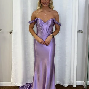 Robe de bal longue sirène en satin à épaules dénudées lilas tendance