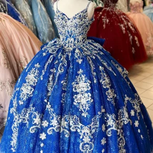 Robe de bal bleu royal à appliqués spaghetti et nœud