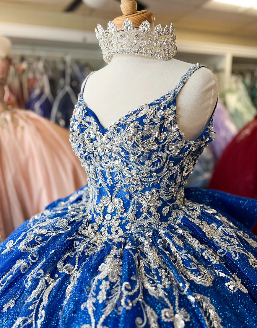 Robe de bal bleu royal à appliqués spaghetti et nœud – Image 4