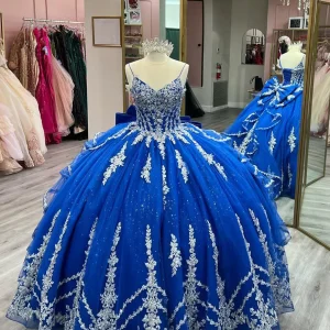 Robe de princesse Quinceanera en tulle bleu royal à bretelles spaghetti et appliques