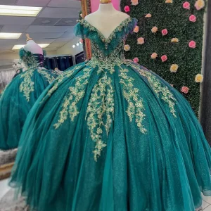 Robe de bal à paillettes vertes à col en V et sans bretelles avec appliques