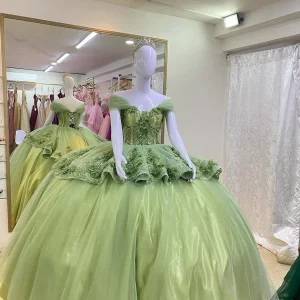 Robe de Quinceanera en tulle à épaules dénudées et appliques de style princesse Sage