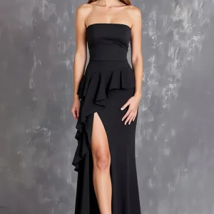 Robe longue formelle à volants sans bretelles noire avec fente