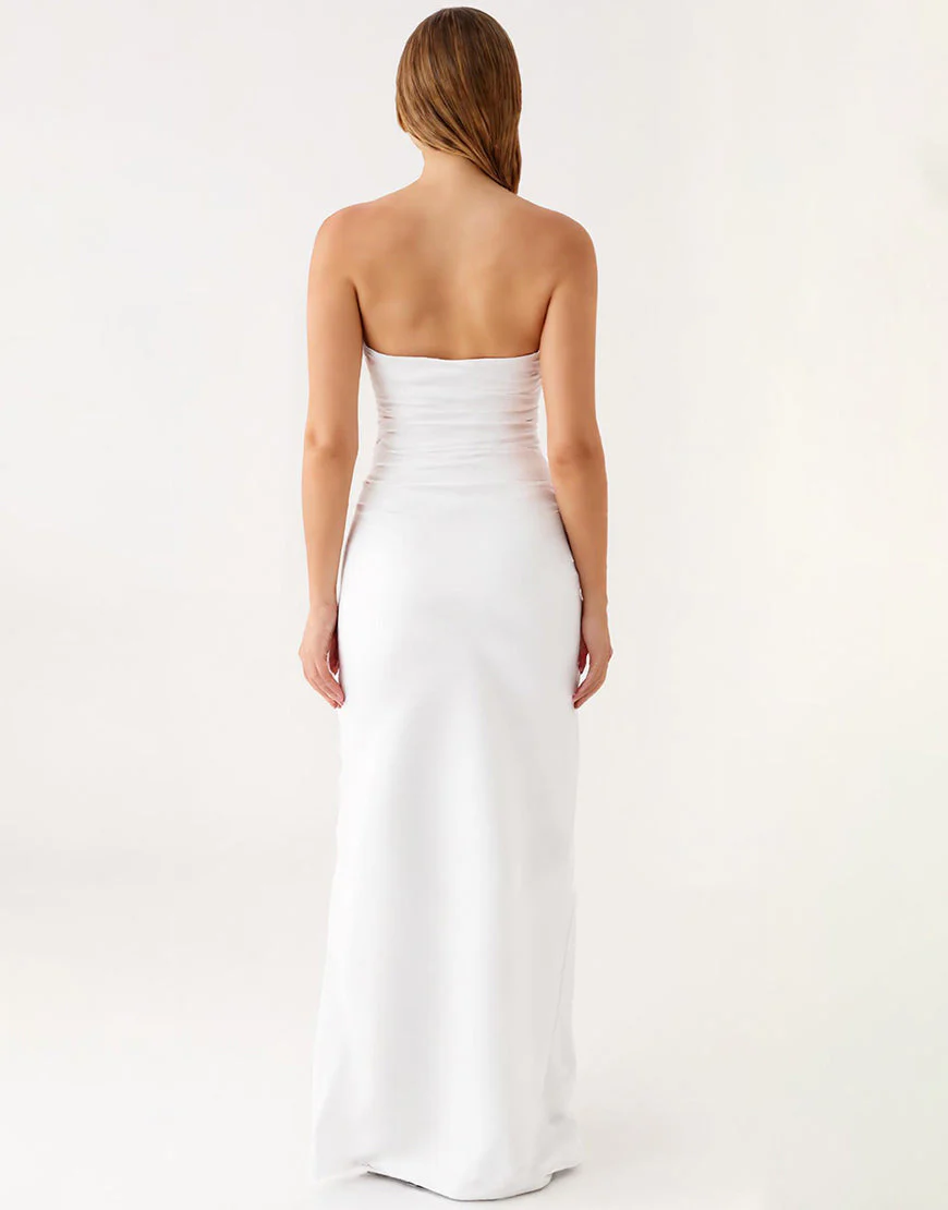 Robe de soirée bustier en satin ivoire froncée simple – Image 3