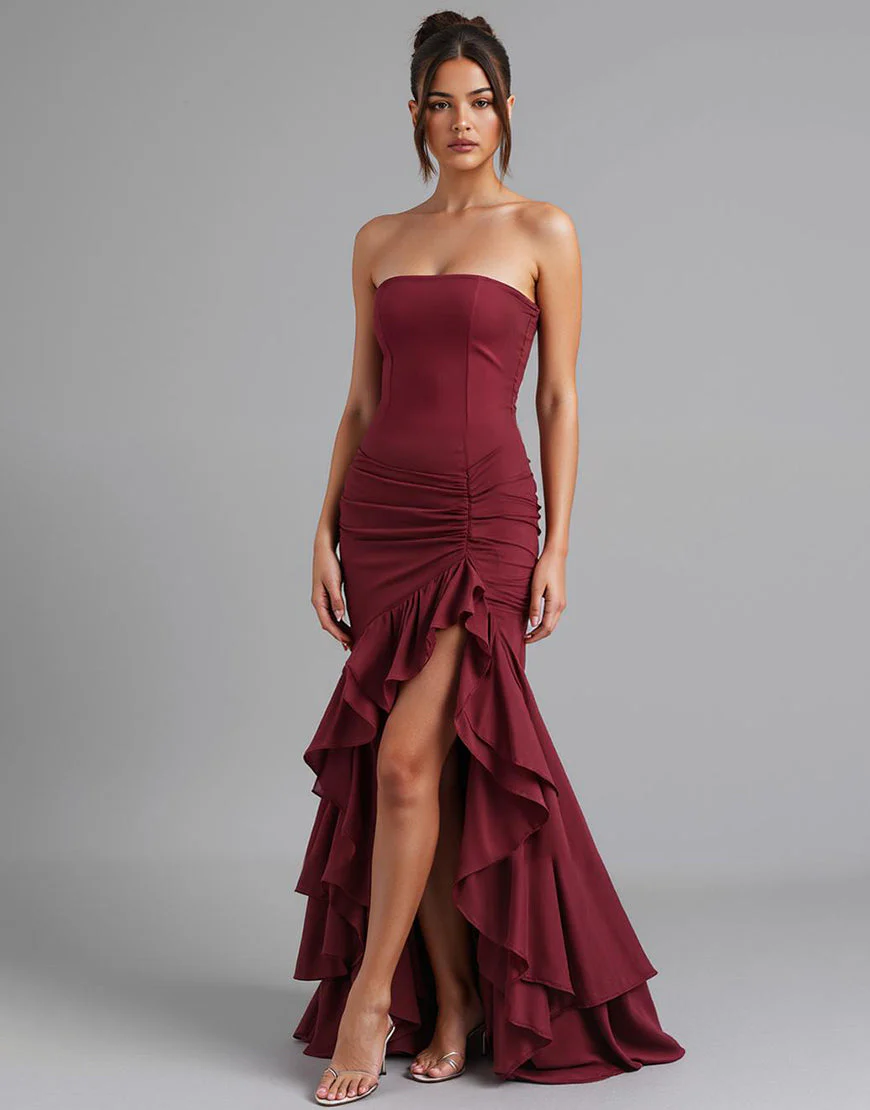 Robe de soirée sans bretelles en mousseline de soie rouge foncé Sirène High-Low