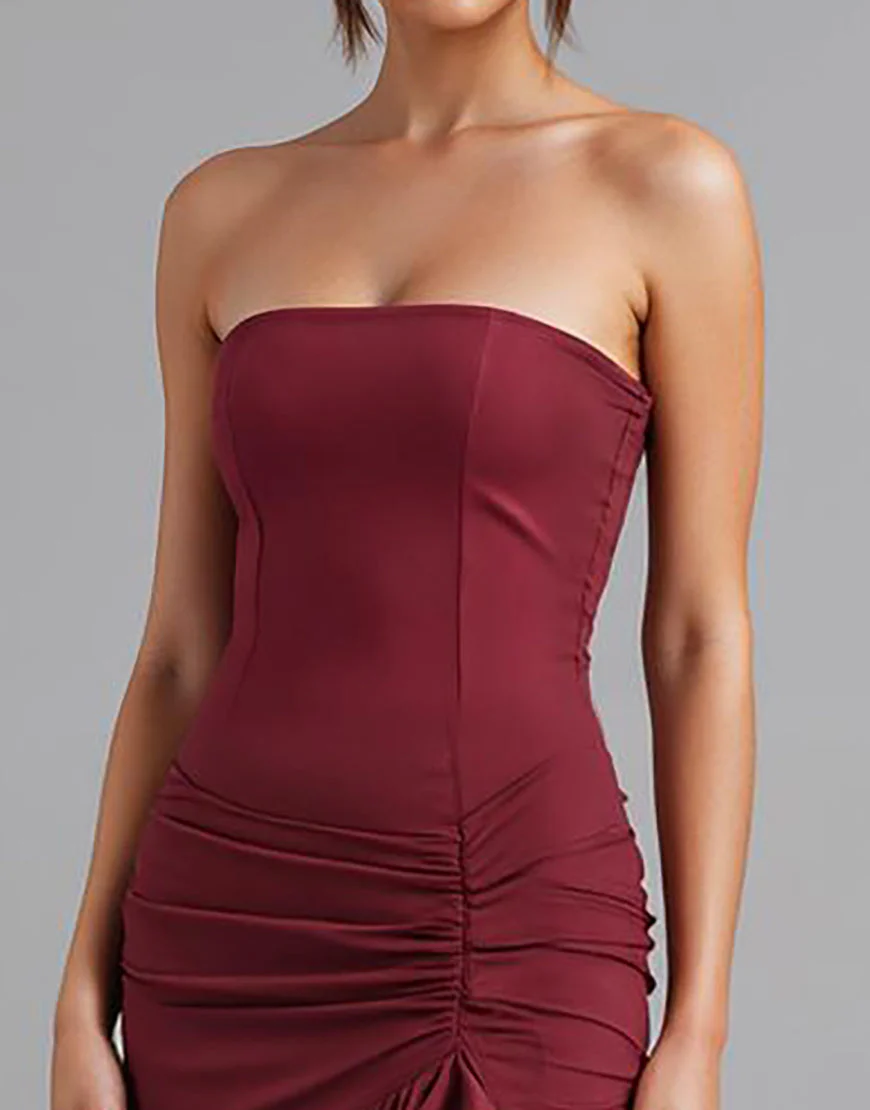 Robe de soirée sans bretelles en mousseline de soie rouge foncé Sirène High-Low – Image 4