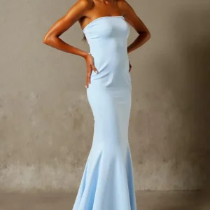 Robe de soirée bustier sirène bleu ciel avec ceinture