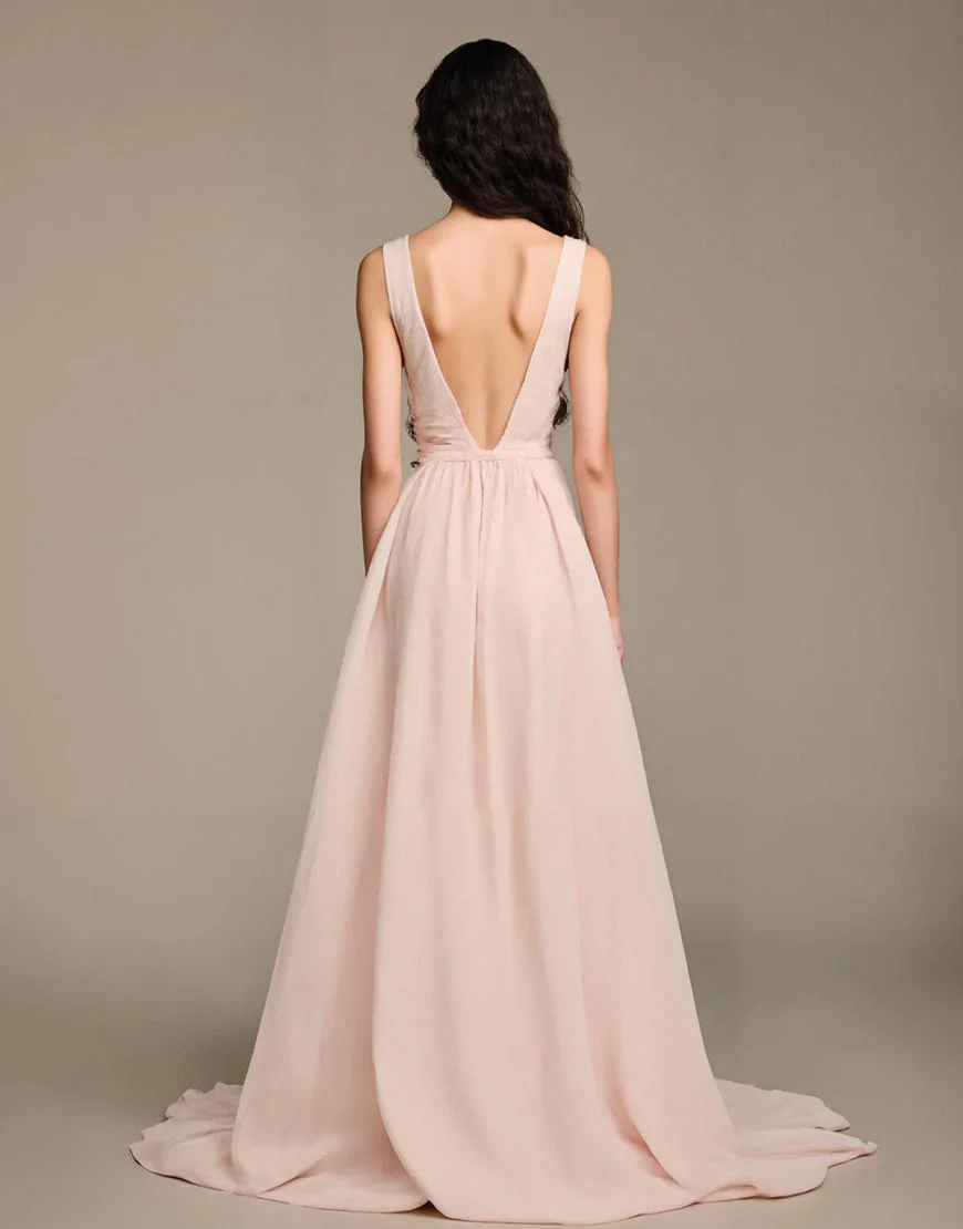 Robe de soirée trapèze rose clair à col en V – Image 3
