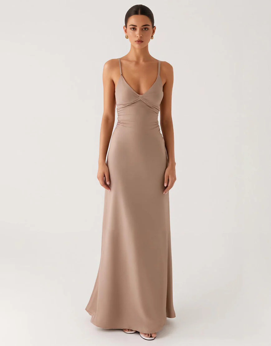 Robe de soirée simple fourreau abricot avec fente