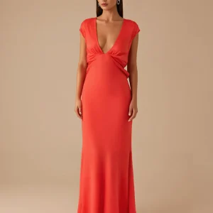 Robe formelle en mousseline de soie orange à col en V