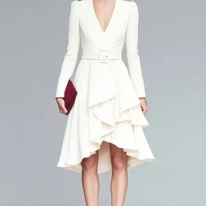 Robe de travail à volants à manches longues à col en V ivoire avec ceinture