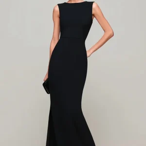 Robe longue formelle noire à col bateau fourreau