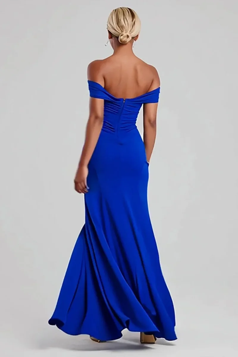 Robe longue formelle bleu royal à épaules dénudées avec fente – Image 3