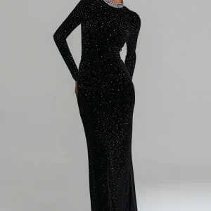 Robe formelle perlée fourreau en velours noir à manches longues