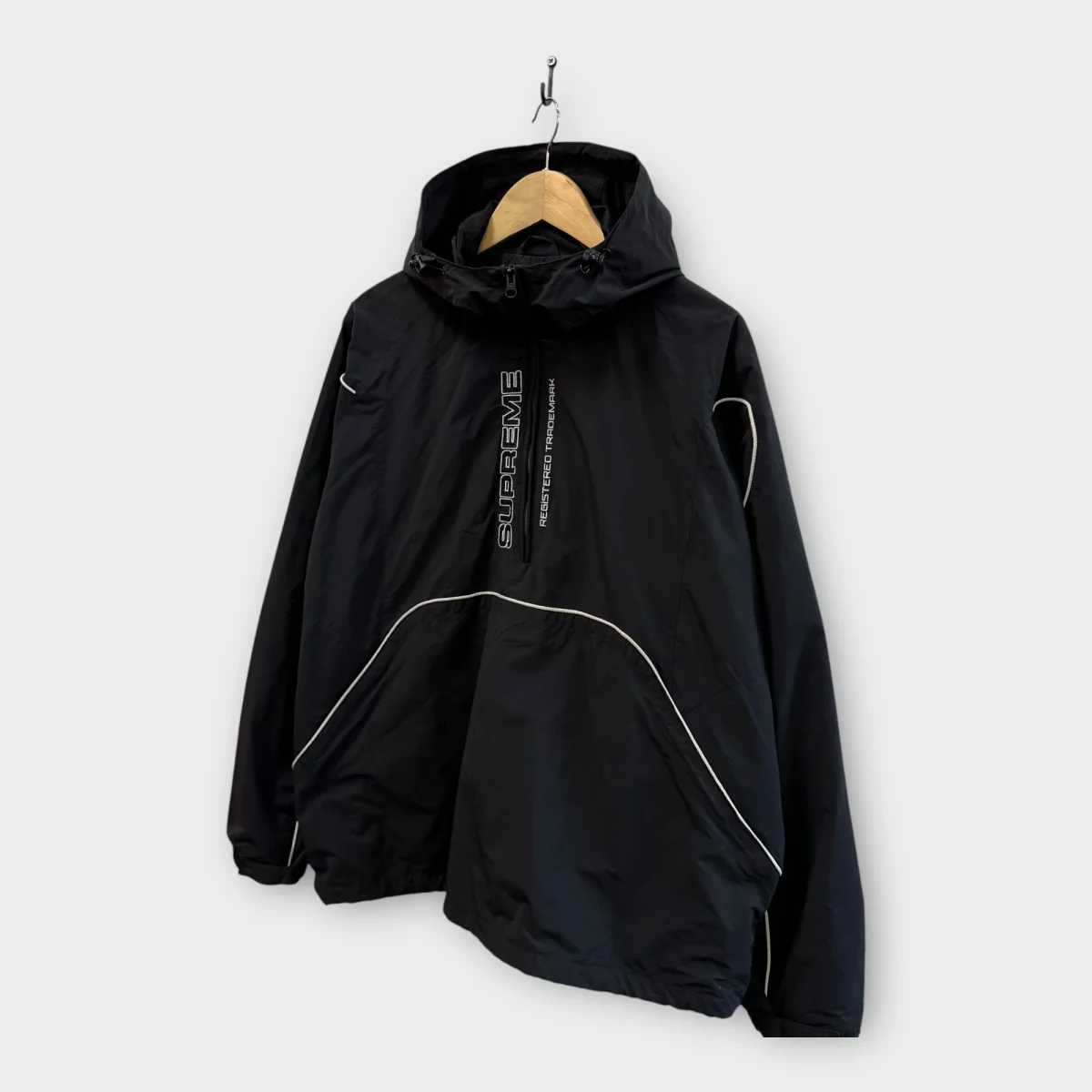 Veste Supreme coupe vent noir F22 - L
(dernière vente 250€) – Image 3