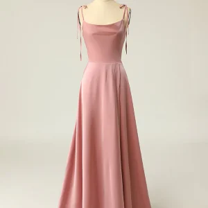 Robe de bal de fin d'année à bretelles spaghetti avec fente