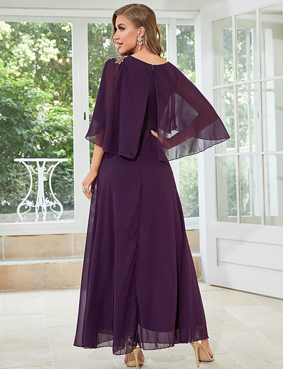 Robe de demoiselle d'honneur en mousseline à coupe ample – Image 9