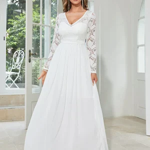 Robe à manches longues en dentelle à col en V profond