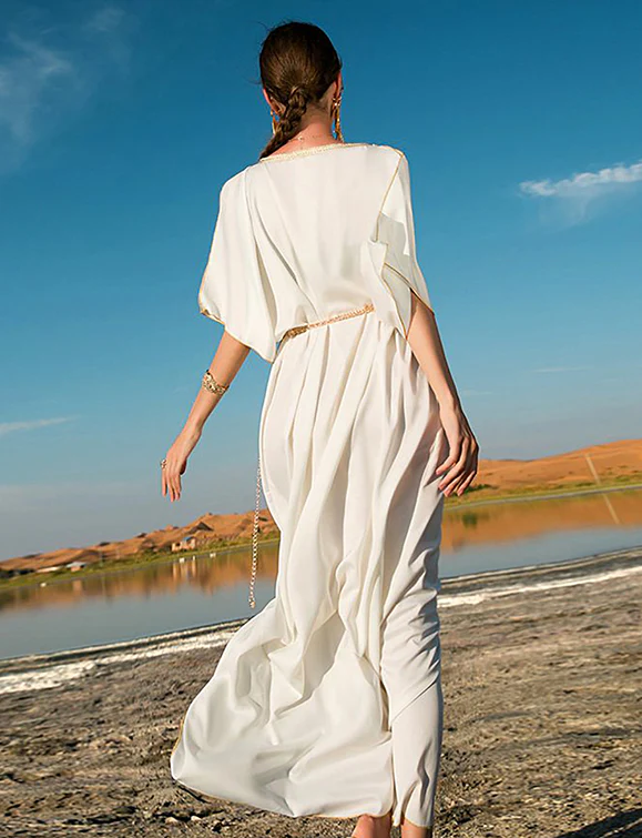 Robe Abaya en dentelle dorée lourdement brodée – Image 3