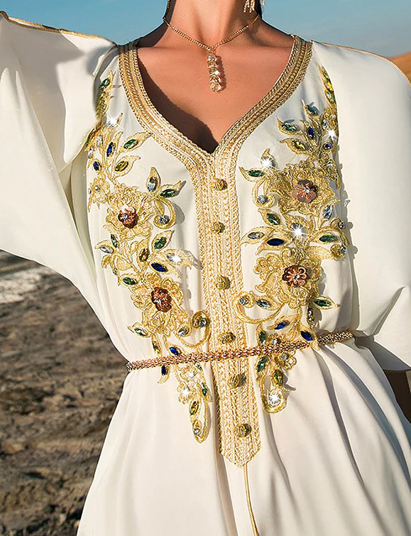 Robe Abaya en dentelle dorée lourdement brodée – Image 5