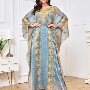 Robe de chambre brodée de perles