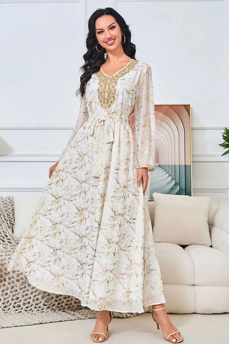 Blanc et doré Mousseline de soie imprimée long caftan marocain – Image 6
