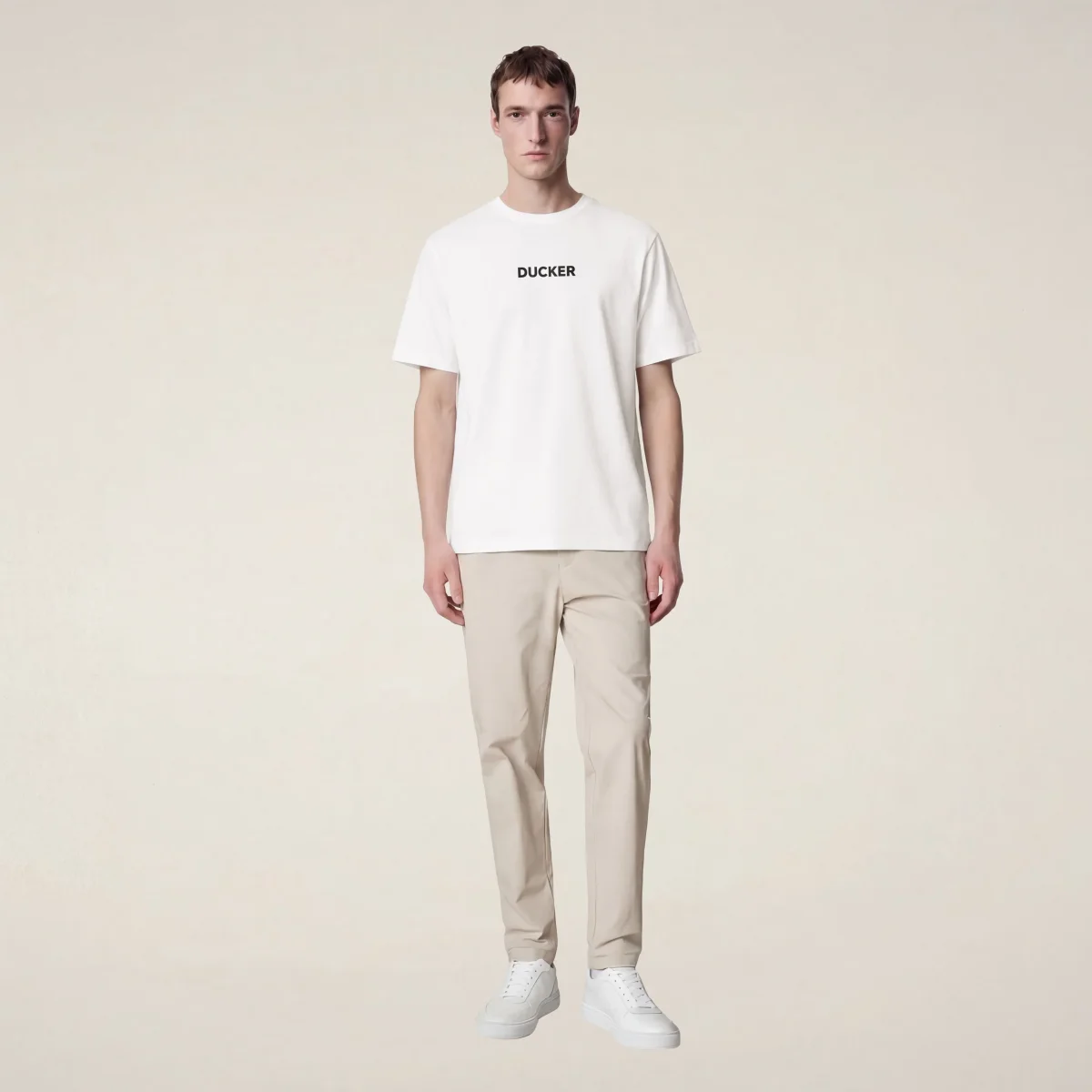 T-shirt uomo Nalo bianco con stampa DUCKER – Image 2