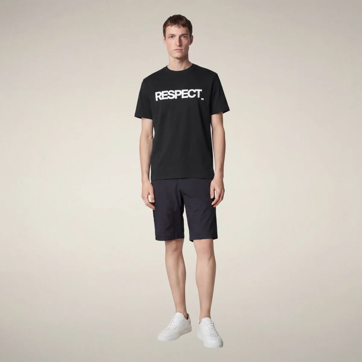 T-shirt uomo Petar nero con stampa RESPECT_ – Image 2