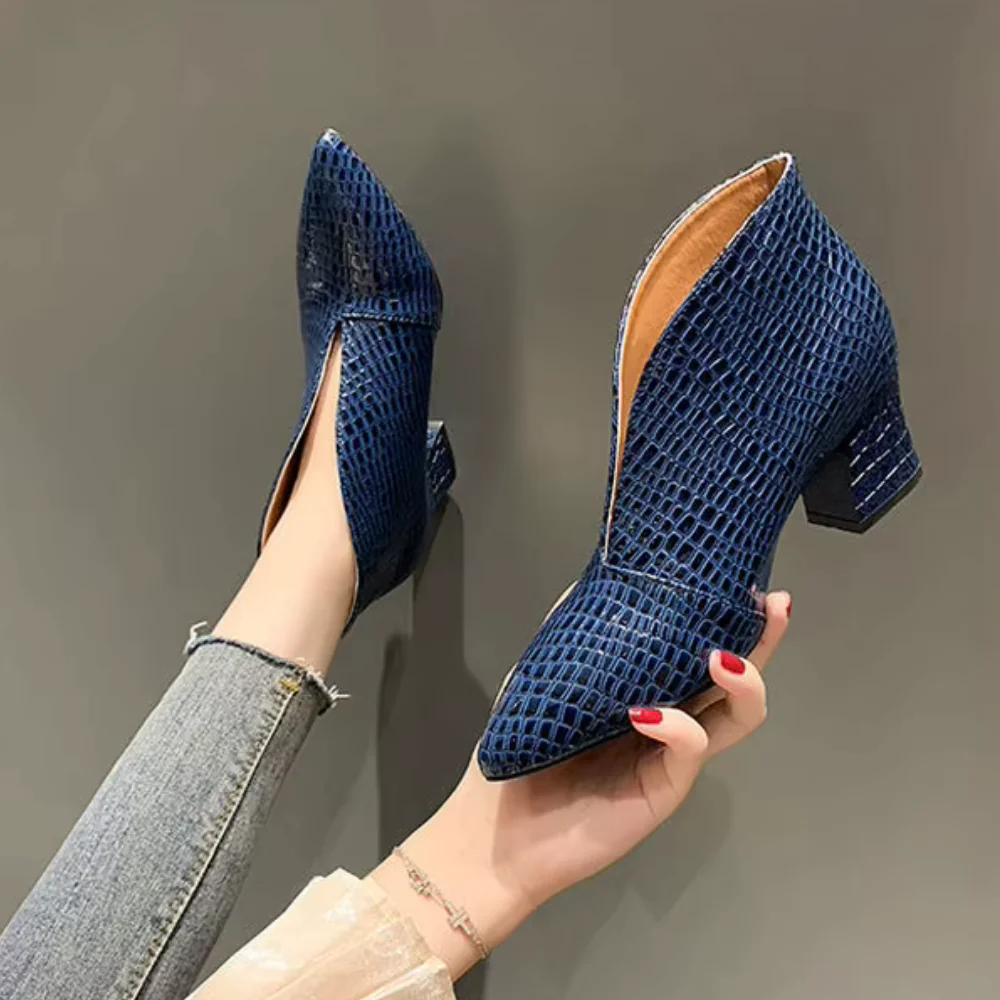 Escarpin cuir bleu marine – Image 4