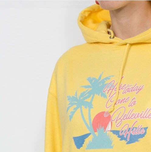 SWEAT JAUNE À CAPUCHE "Here today gone to Belleville Hills" – Image 3