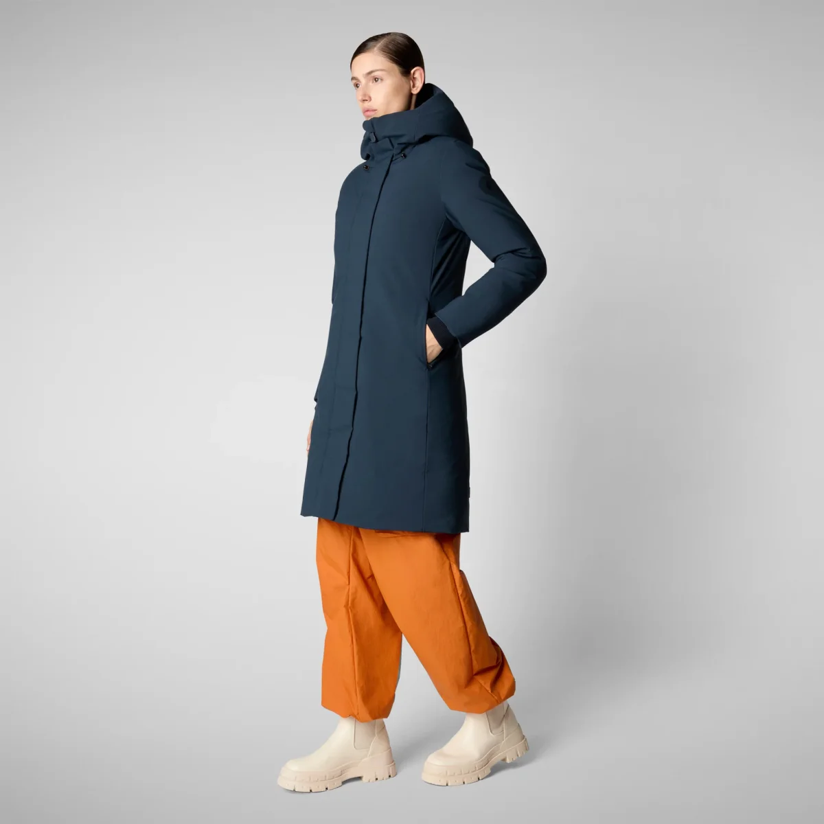 PARKA DONNA CON CAPPUCCIO SIENNA BLU NERO – Image 4