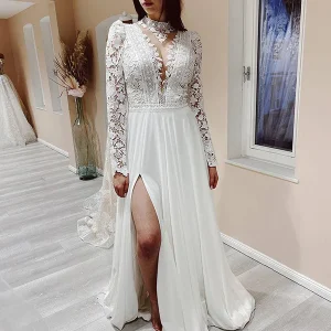 Robe de mariée longue à manches longues avec fente