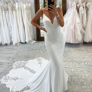 Robe de mariée blanche à bretelles spaghetti et longue sirène Boho avec dentelle