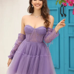 Robe de bal de fin d'année noire à corset détachable et à manches longues