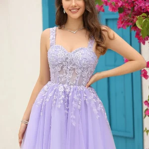 Robe courte de bal de fin d'année à bretelles corsetées