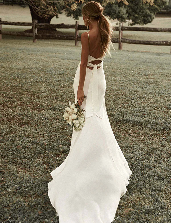 Robe de mariée boho à dos ouvert – Image 3