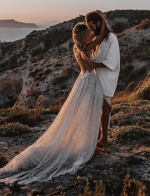 Robe de mariée Boho A-line avec col en V et dos nu – Image 3